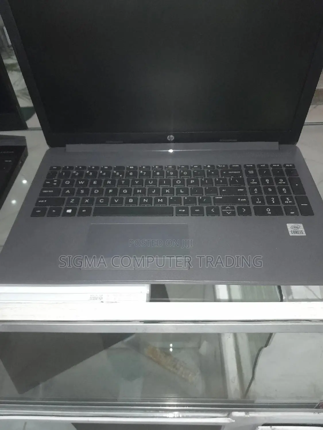 New Laptop Apple MacBook Pro 2017 16GB Intel Core I7 SSD 512GB