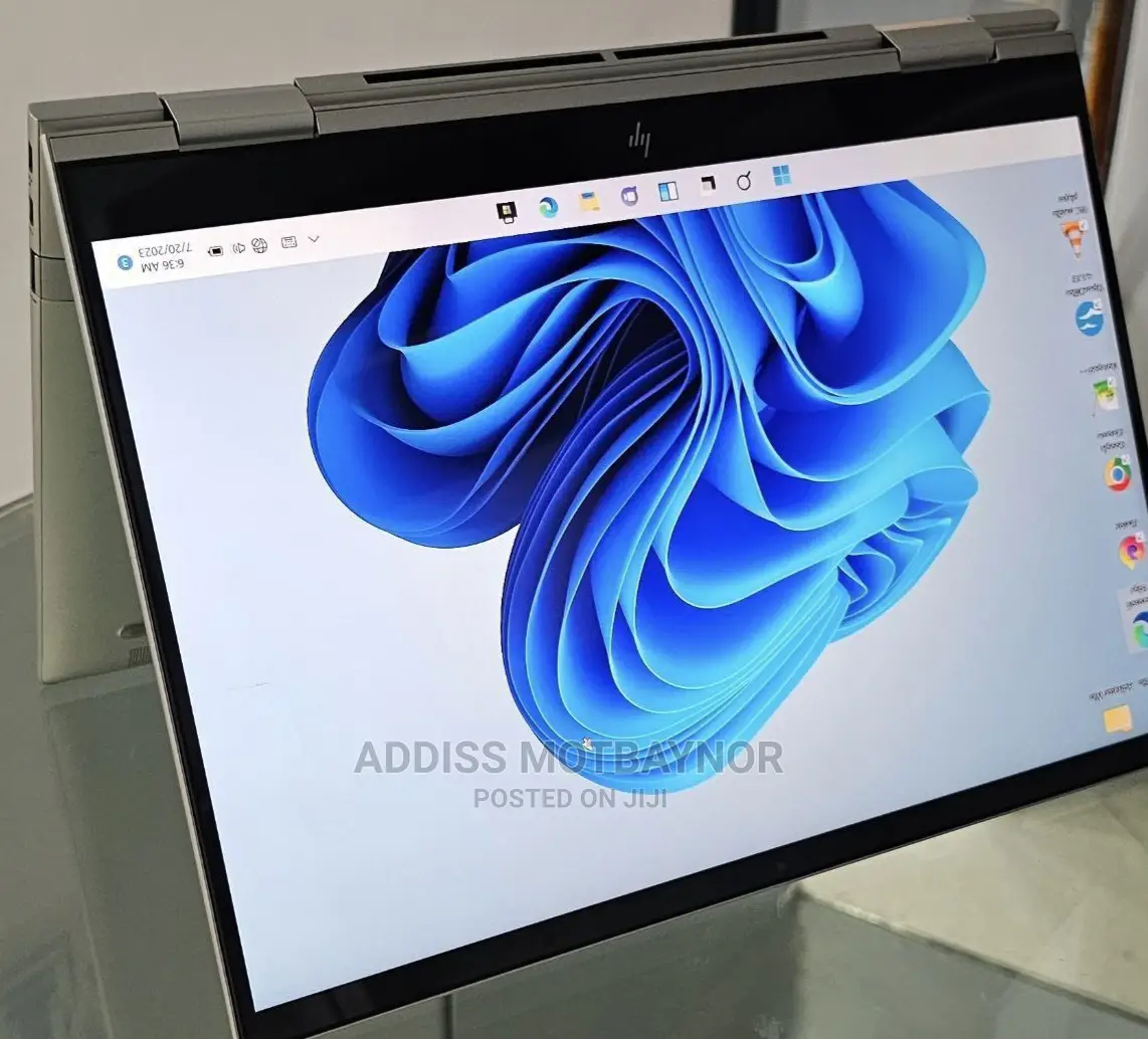 New Laptop HP Envy X360 8GB Intel Core i7 SSD 512GB