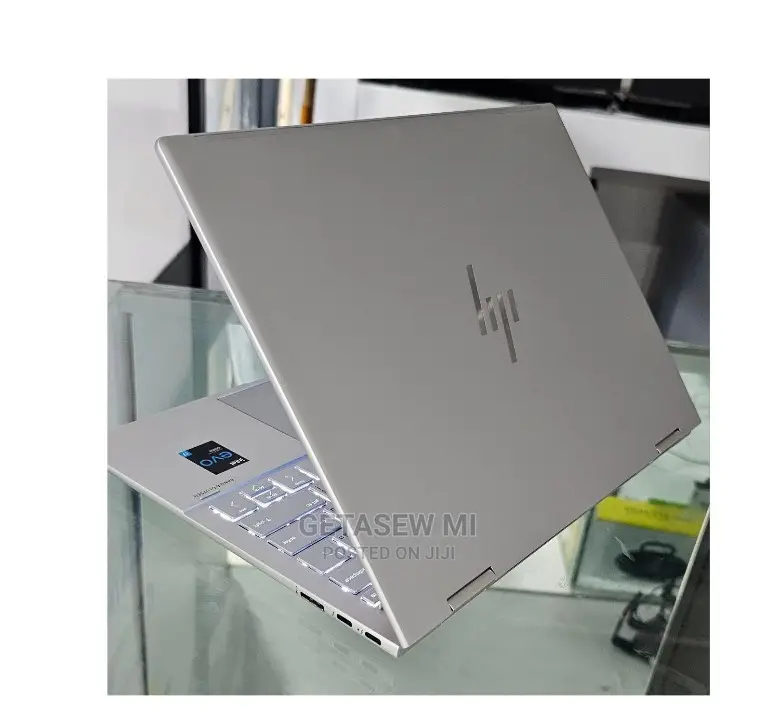 New Laptop HP Envy X360 8GB Intel Core I7 SSD 512GB
