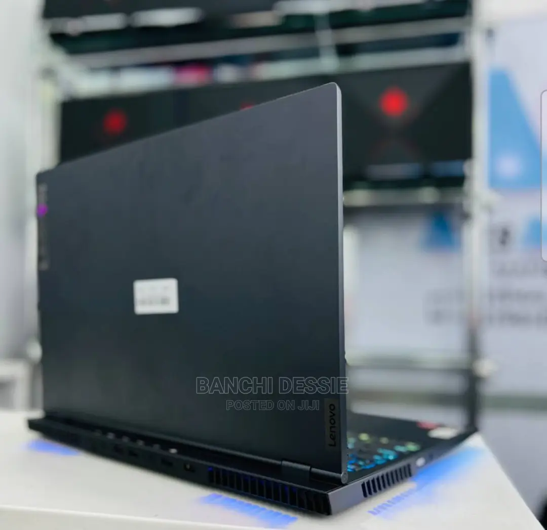 New Laptop Lenovo 16GB AMD Ryzen 9 SSD 1T