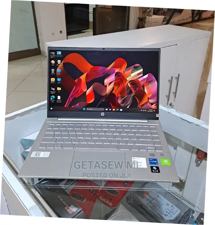 New Laptop HP Pavilion 15 16GB Intel Core I5 SSD 512GB