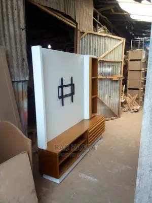 Photo - ወብ ቲቪ ስታንድ ከ32እሰከ 55 ኢንች የሚይዝ