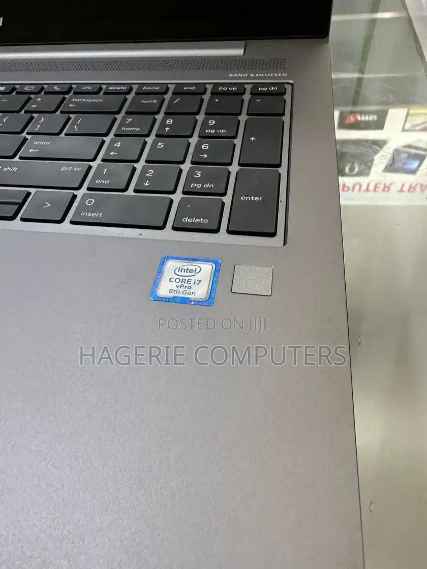 New Laptop HP ZBook 17 G2 16GB Intel Core I7 SSD 512GB