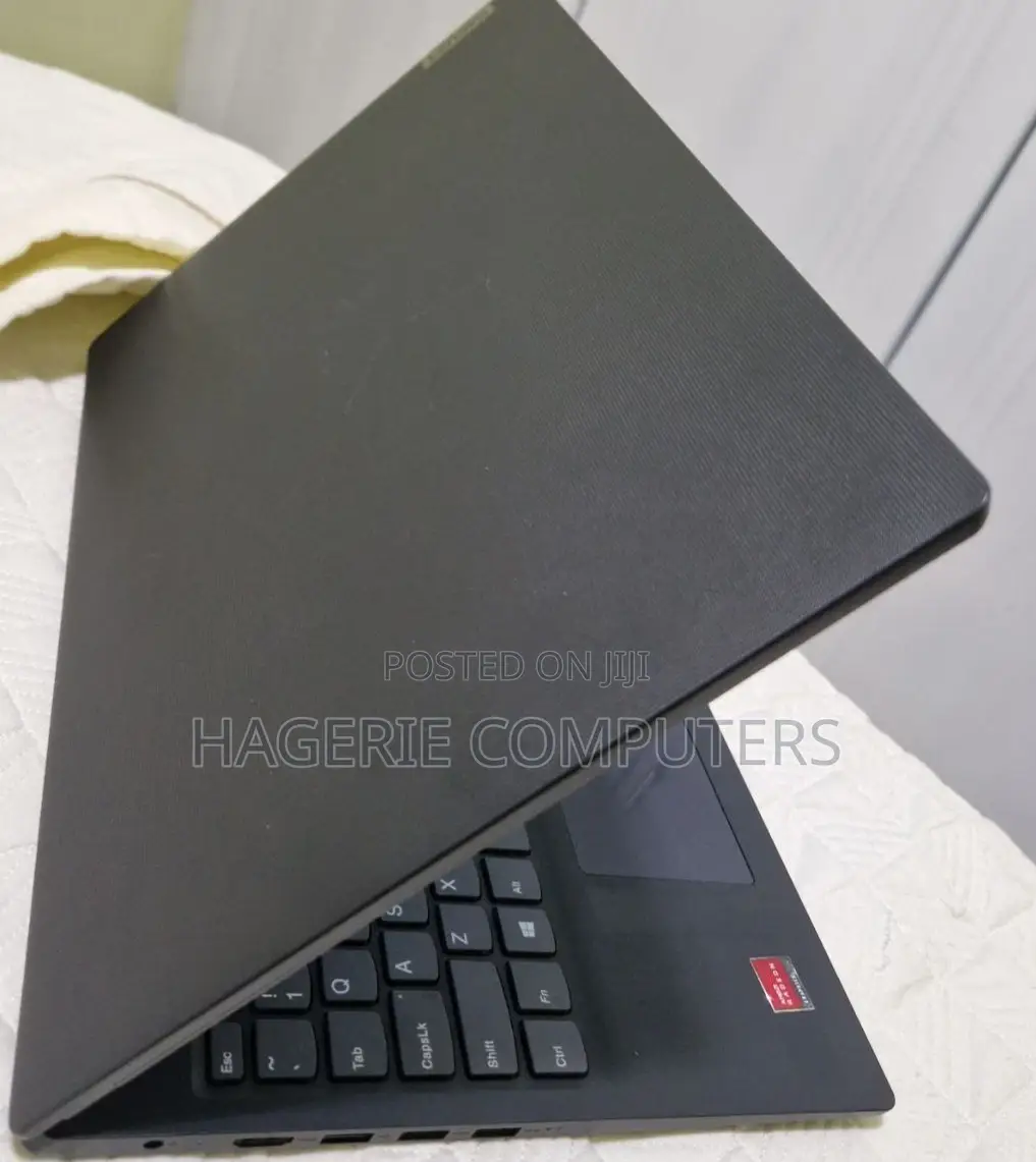 New Laptop Lenovo 8GB AMD Ryzen 3 HDD 1T