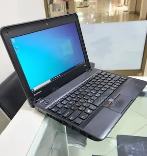 New Laptop Lenovo ThinkPad X131e 4GB Intel Core 2 Quad HDD 500GB