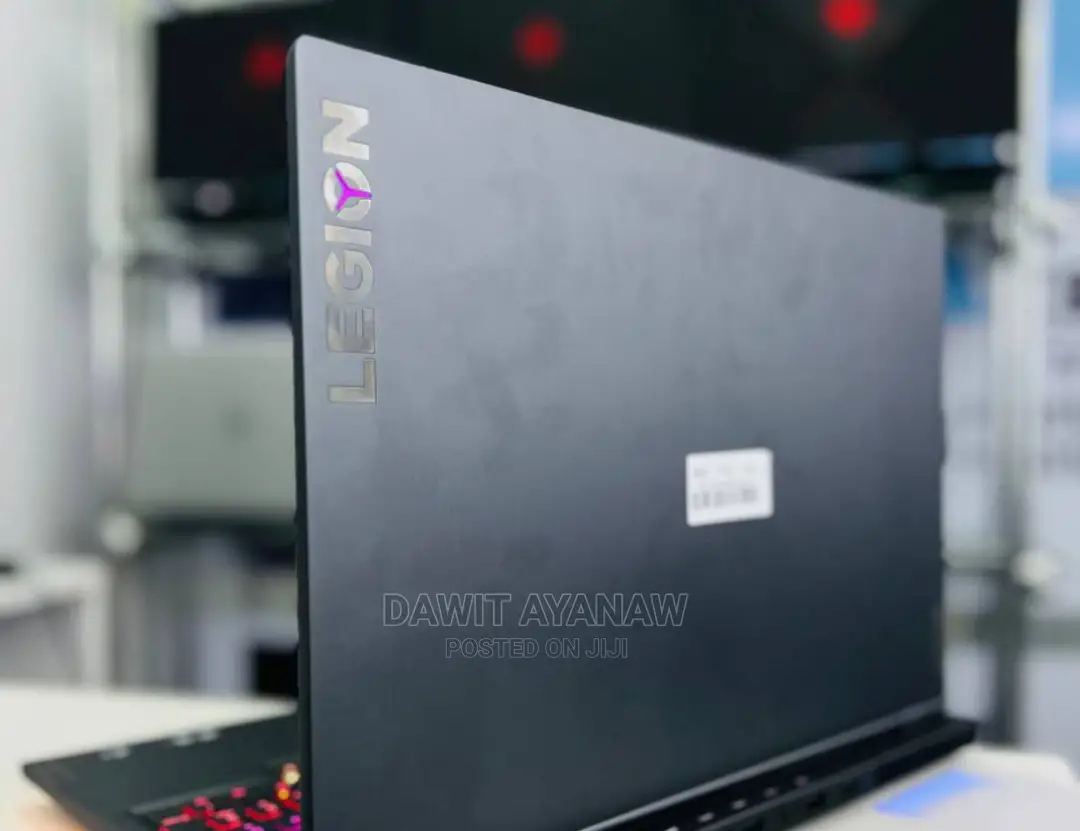 New Laptop Lenovo 16GB AMD Ryzen 9 SSD 1T