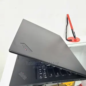 New Laptop Lenovo 8GB Intel Core I5 SSD 512GB