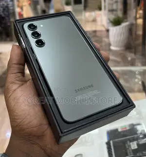 New Samsung Galaxy S23+ 256 GB Green