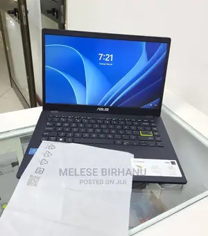 New Laptop Asus Vivobook E410M 4GB Intel Core I5 SSD 256GB