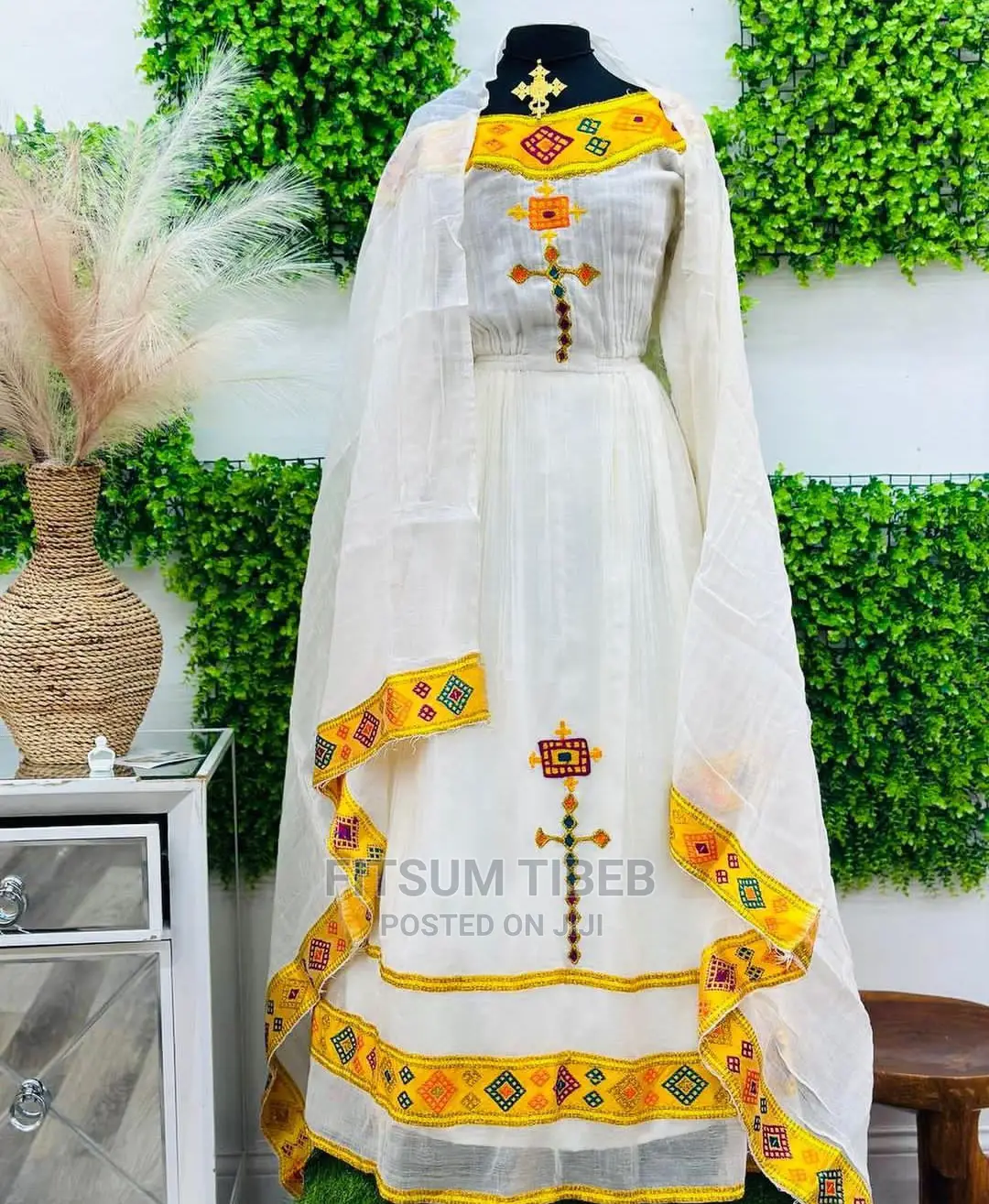 የ አዲስ ዓመት ልብሶች