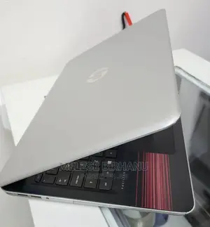 New Laptop HP Pavilion 15 8GB Intel Core I7 SSD 1T