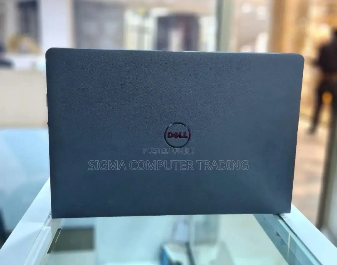 New Laptop Dell Inspiron 15 8GB Intel Core I5 HDD 1T
