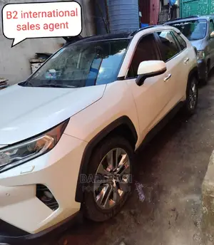 Toyota RAV4 2020 White