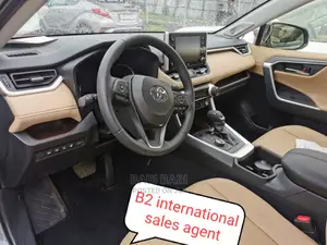 Toyota RAV4 2020 White