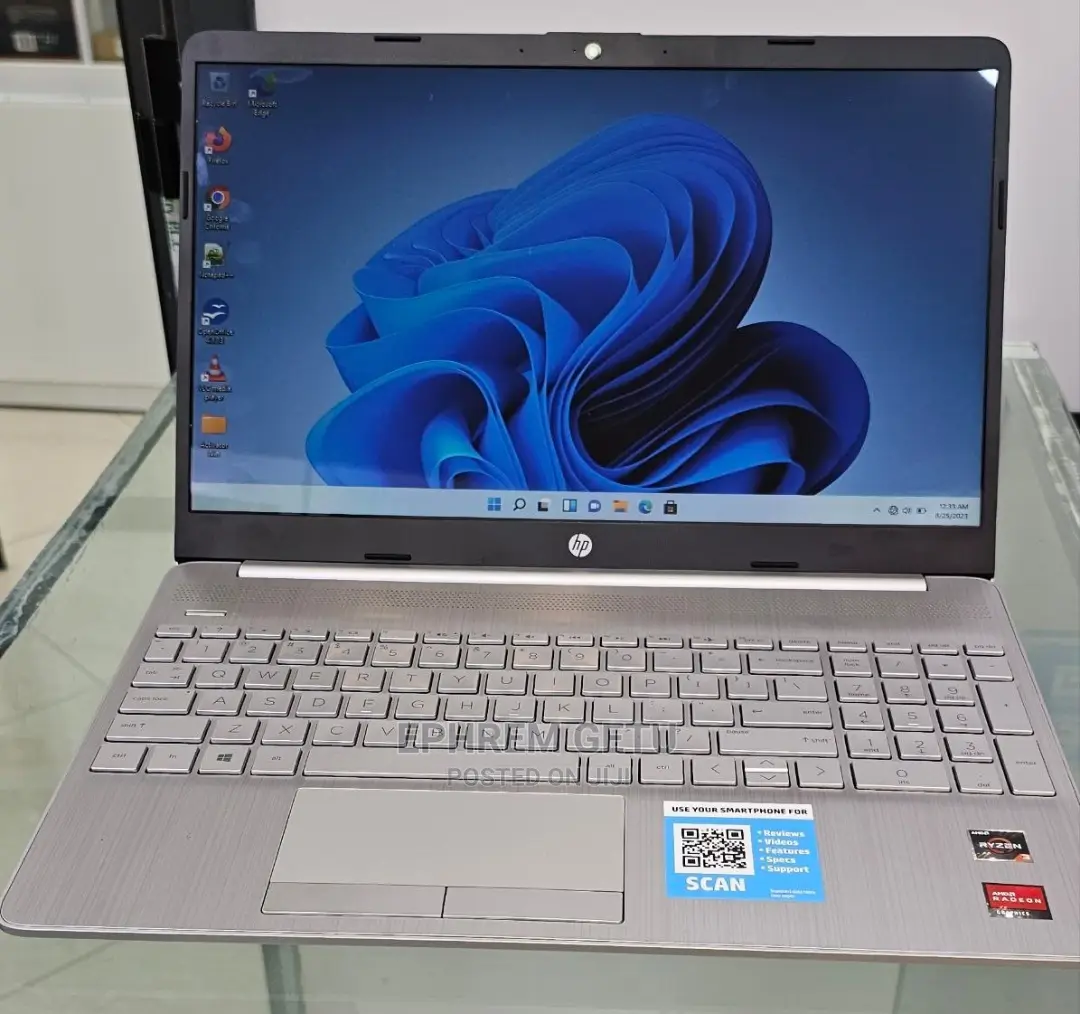 New Laptop HP Stream Notebook 16GB AMD Ryzen 3 HDD 1T