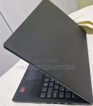 New Laptop Lenovo 8GB AMD Ryzen 3 SSD 256GB