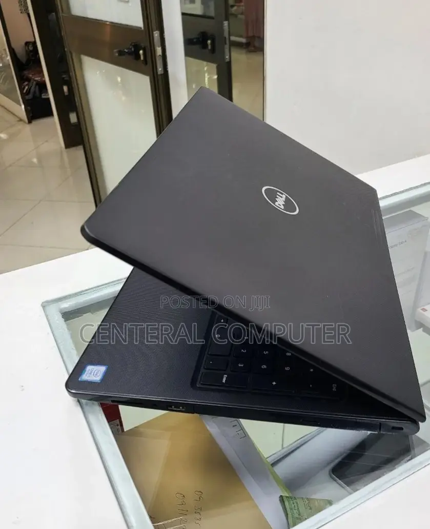 New Laptop Dell Inspiron 15 8GB Intel Core I5 SSD 1T