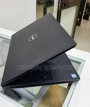 New Laptop Dell Inspiron 15 8GB Intel Core I5 SSD 1T