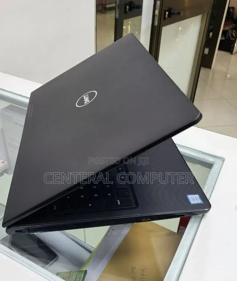 New Laptop Dell Inspiron 15 8GB Intel Core I5 SSD 1T