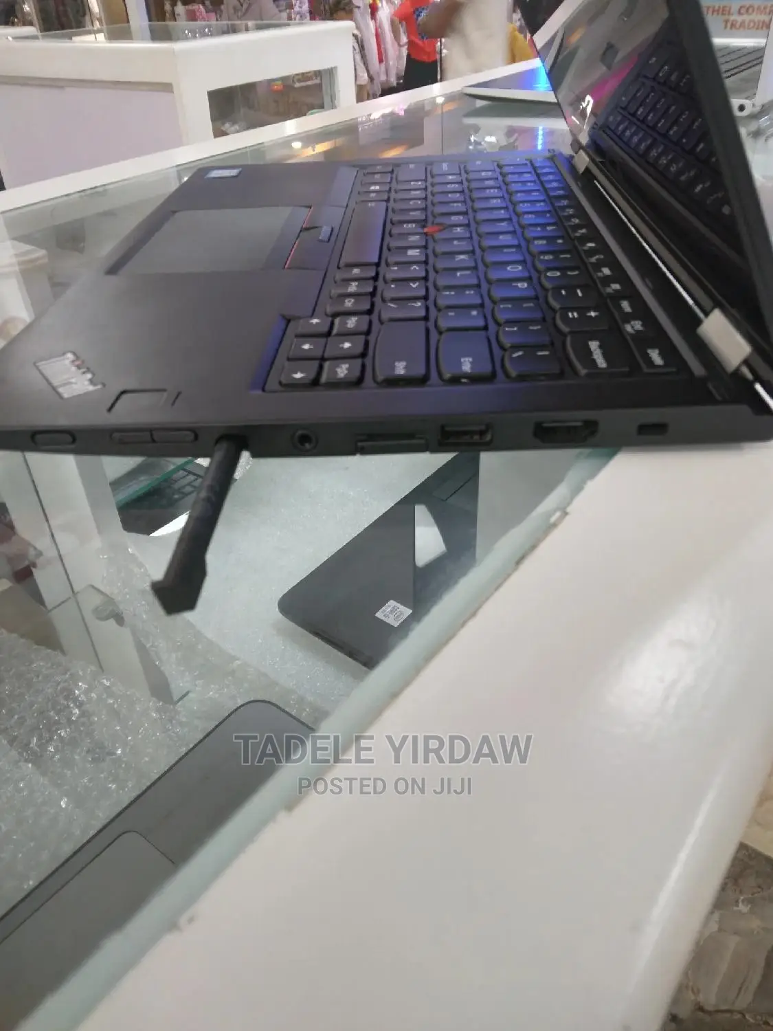 New Laptop Lenovo ThinkPad Yoga 8GB Intel Core I5 SSD 512GB