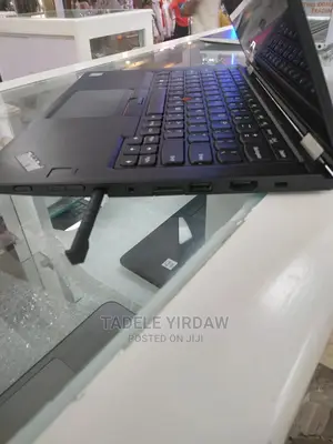 Photo - New Laptop Lenovo ThinkPad Yoga 8GB Intel Core I5 SSD 512GB