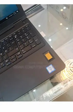 New Laptop Dell Latitude 5580 16GB Intel Core I5 SSD 256GB