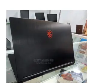New Laptop MSI 8GB Intel Core I5 SSD 512GB