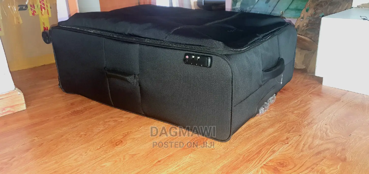 የውጭ ሀገር ጥንክር ጥራት ያለው ሻንጣ(Primark)