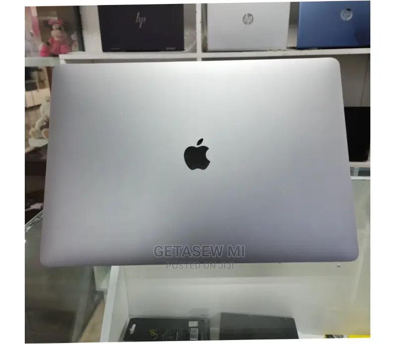 New Laptop Apple MacBook Pro 2017 16GB Intel Core i7 SSD 512GB