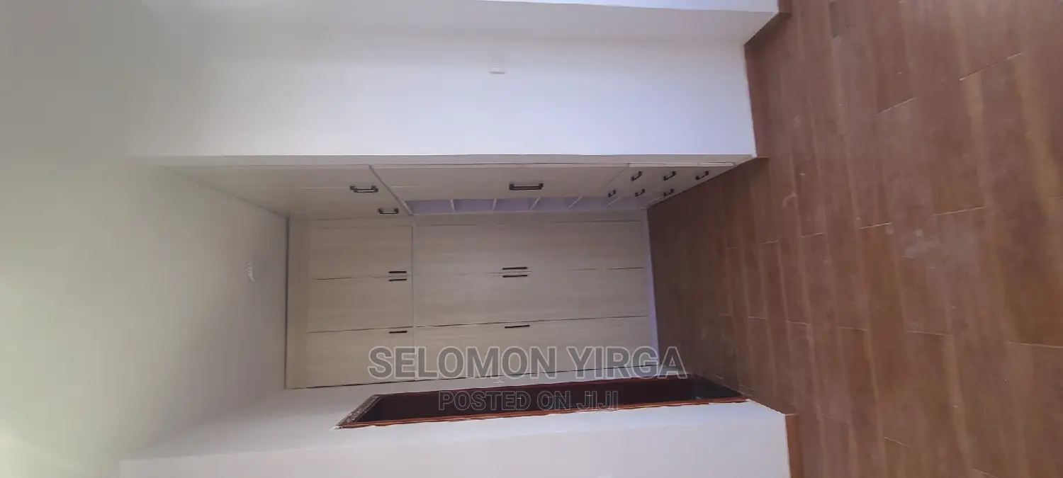 3bdrm Apartment in አድስ አበባ, Bole for sale