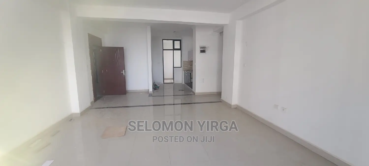 3bdrm Apartment in አድስ አበባ, Bole for sale