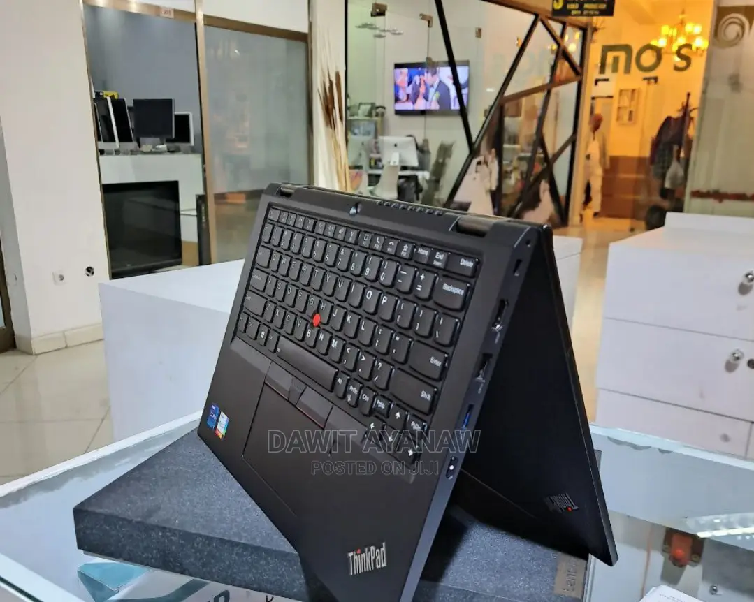 New Laptop Lenovo ThinkPad 13 16GB Intel Core I7 SSD 512GB