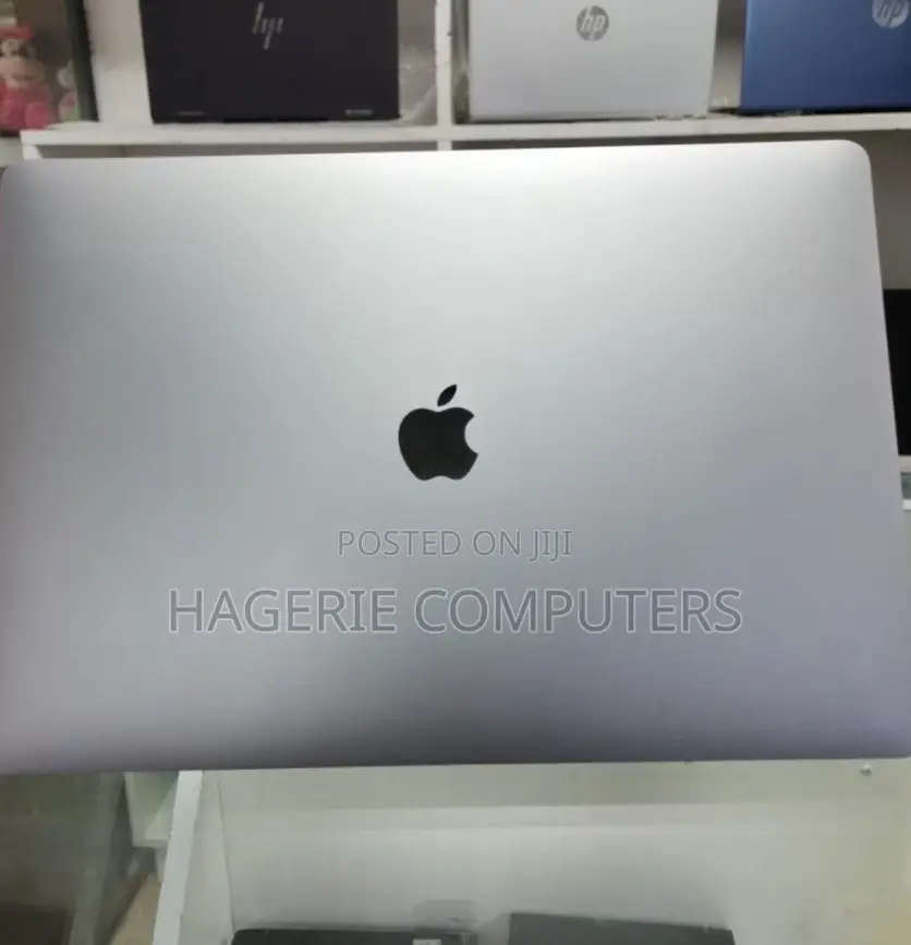 New Laptop Apple MacBook Pro 2017 16GB Intel Core I7 SSD 512GB