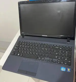 New Laptop Samsung 4GB Intel Core I5 HDD 500GB