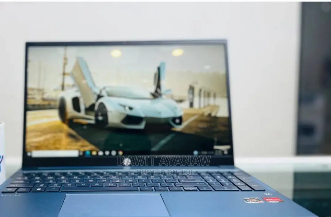 New Laptop HP Pavilion 15 8GB AMD Ryzen 5 SSD 512GB