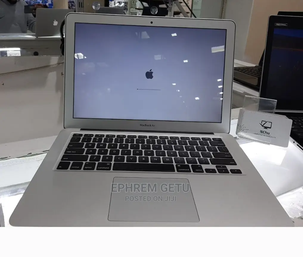 New Laptop Apple MacBook Air 2012 4GB Intel Core I5 SSD 128GB