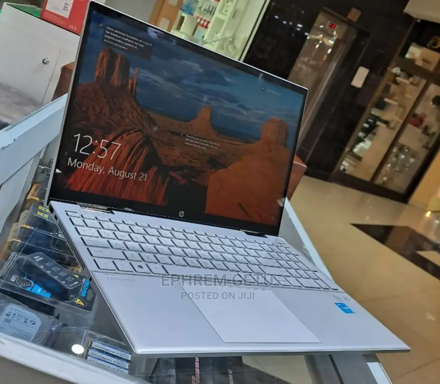 New Laptop HP Pavilion 15 8GB Intel Core I3 SSD 512GB