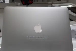 New Laptop Apple MacBook Air 2012 8GB Intel Core I5 SSD 128GB