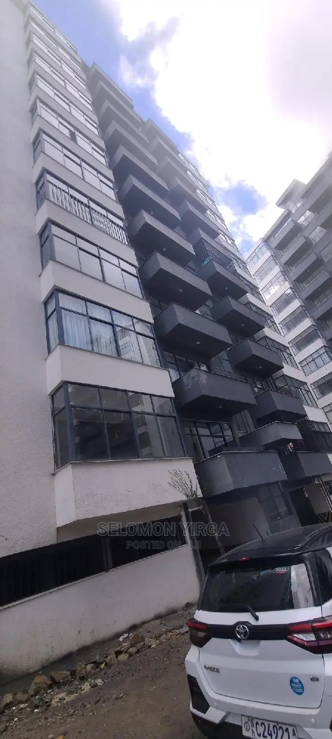 3bdrm Apartment in አድስ አበባ, Bole for sale