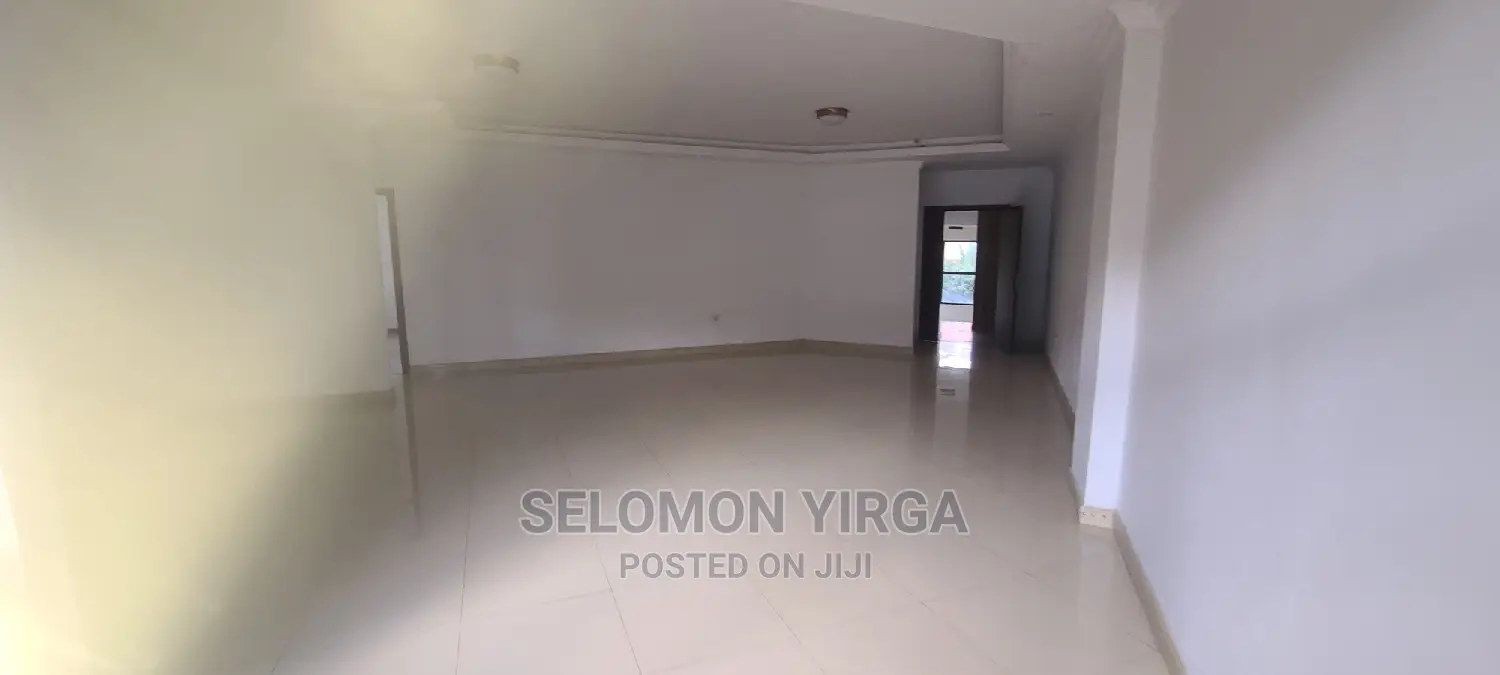 3bdrm Apartment in አድስ አበባ, Bole for sale