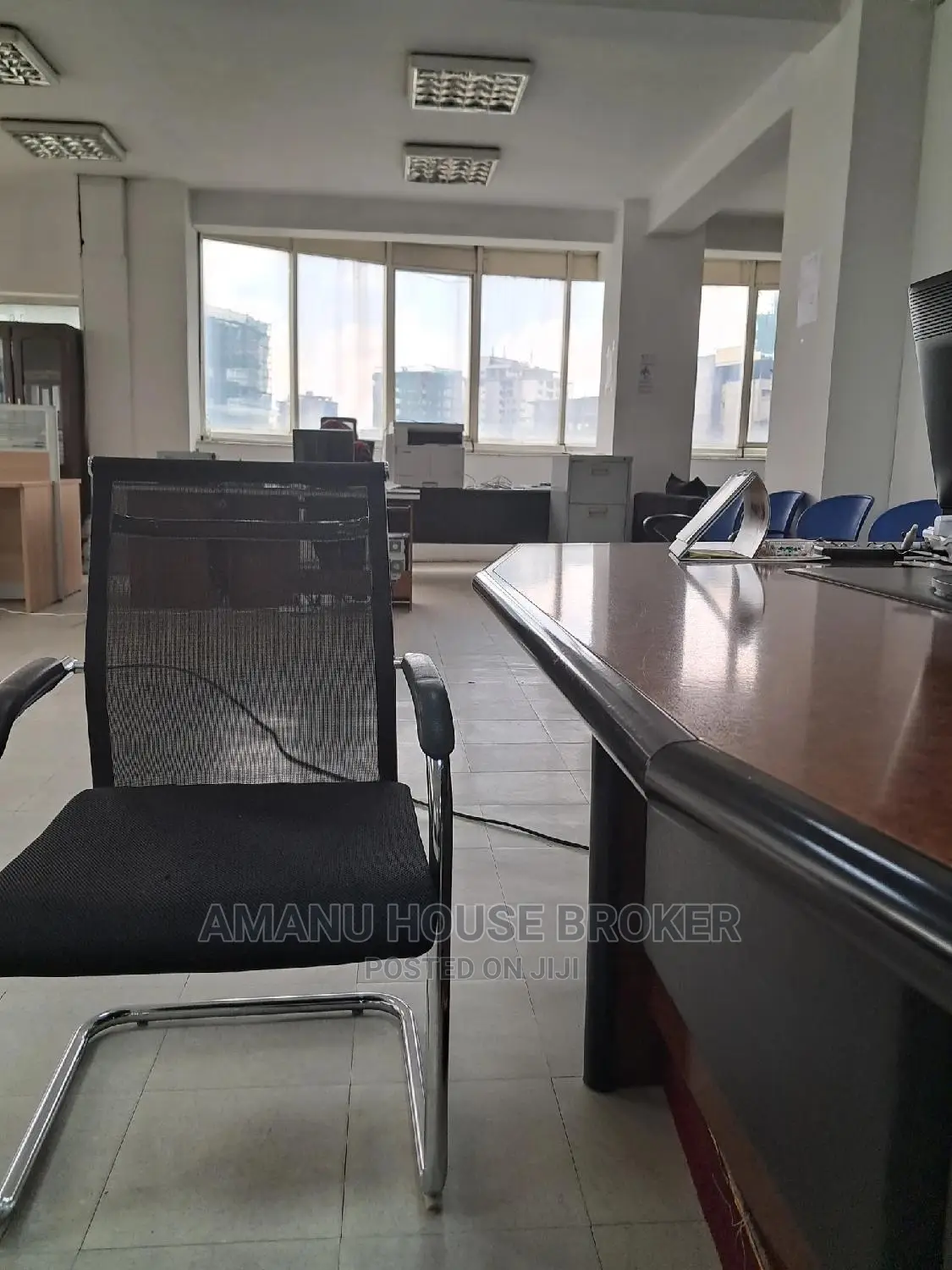 Urgent for Rent Office 550sqm,90sqm,345sqm
