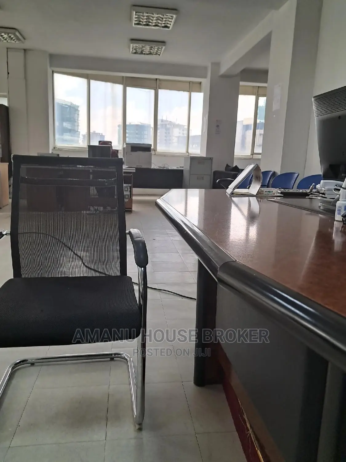 Urgent for Rent Office 550sqm,90sqm,345sqm