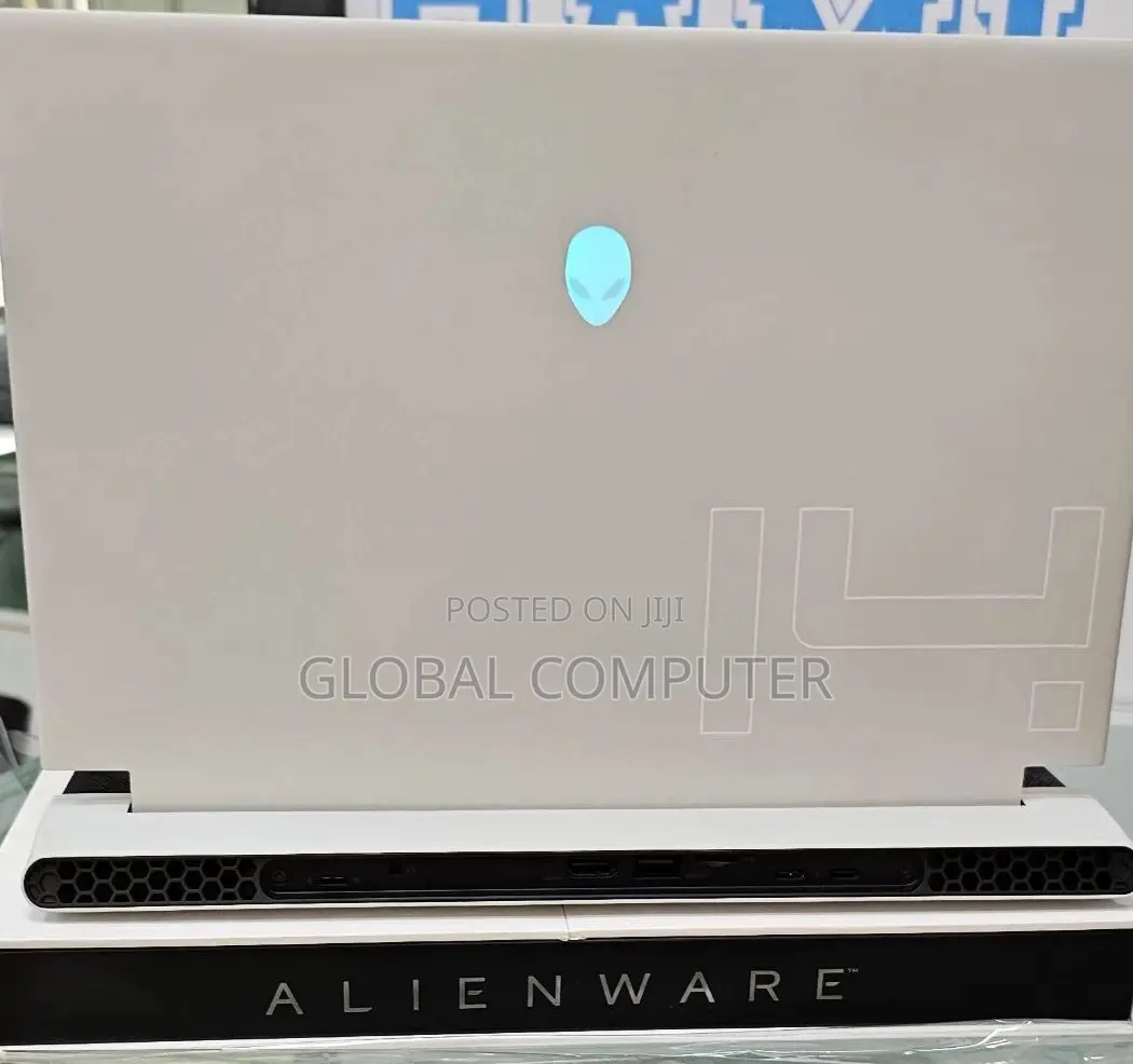 New Laptop Alienware Area-51m 16GB Intel Core I7 SSD 512GB