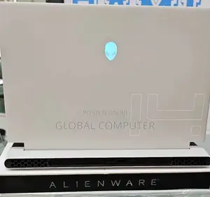 New Laptop Alienware Area-51m 16GB Intel Core I7 SSD 512GB