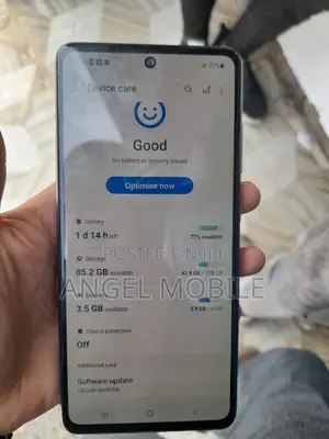 Photo - New Samsung Galaxy A52 128 GB Purple