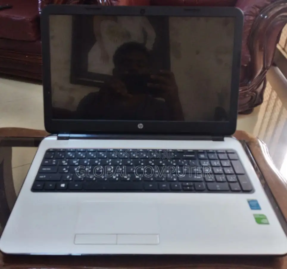 New Laptop HP Stream Notebook 8GB Intel Core I7 HDD 1T