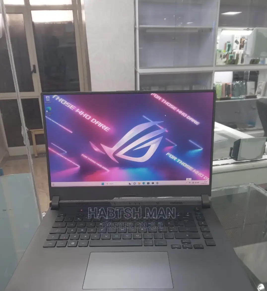 New Laptop Asus ROG Strix G15 16GB AMD Ryzen 7 SSD 1T