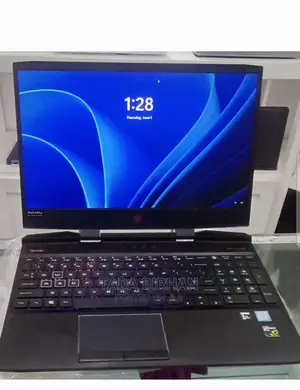 New Laptop HP 14-Dq1088wm 16GB Intel Core I7 SSD 512GB