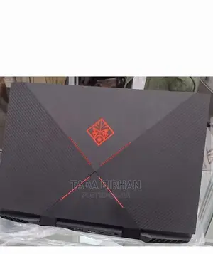 New Laptop HP 14-Dq1088wm 16GB Intel Core I7 SSD 512GB