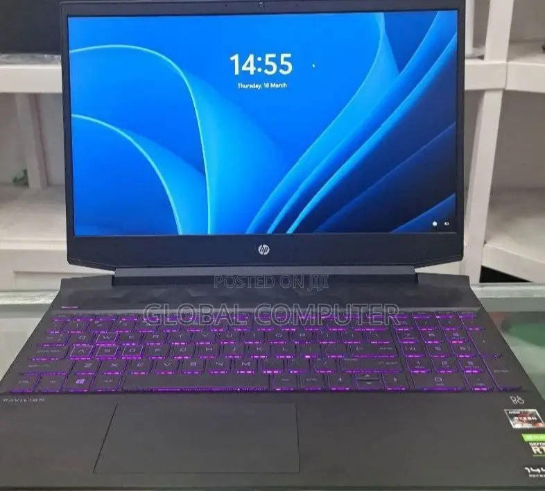 New Laptop HP Pavilion 11 8GB AMD Ryzen 5 SSD 512GB